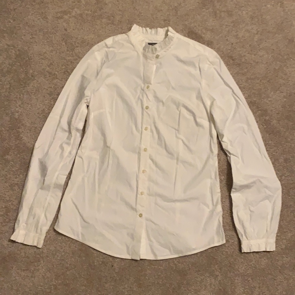 GAP Women White Ruffle Button-down Shirt Brand New